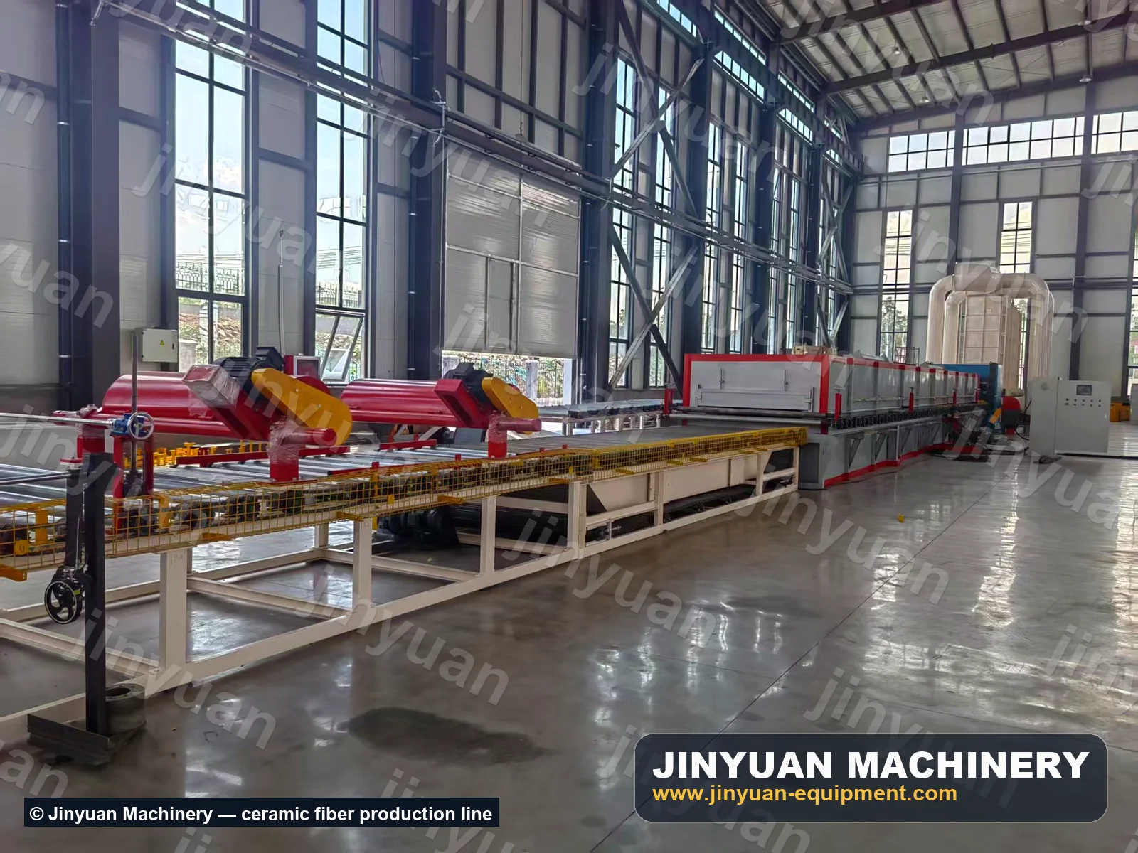 Spinning machine and forming section of a ceramic fiber blanket production line