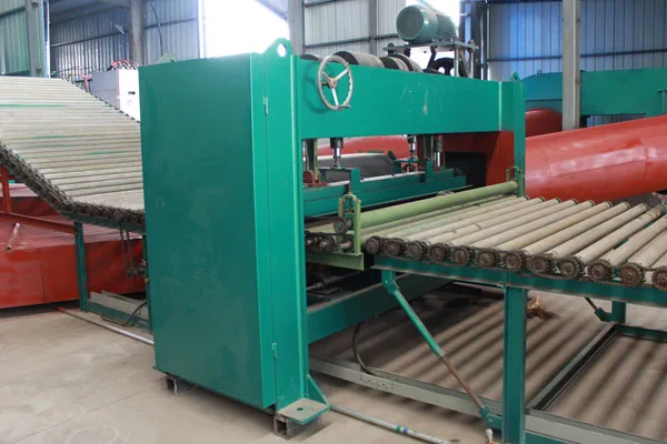 Needle loom producing base blanket